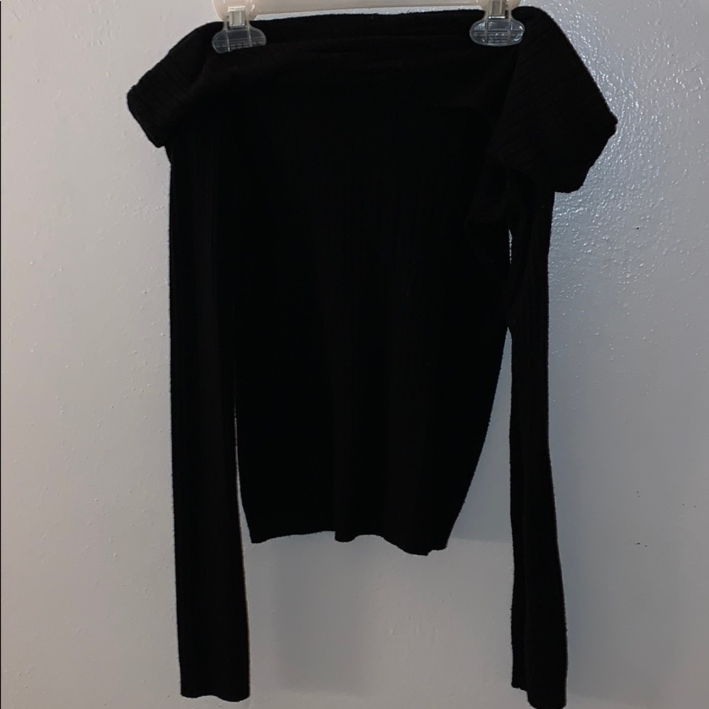 Black off the shoulder H&M top